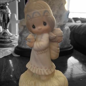 Vintage Precious Moments- His Burden is Light